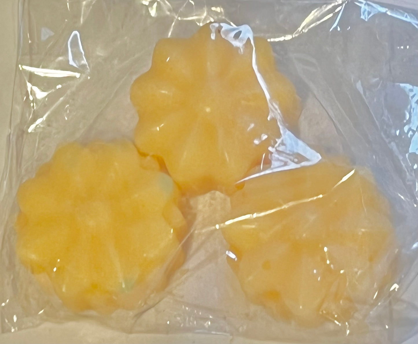 Flower shaped wax melts