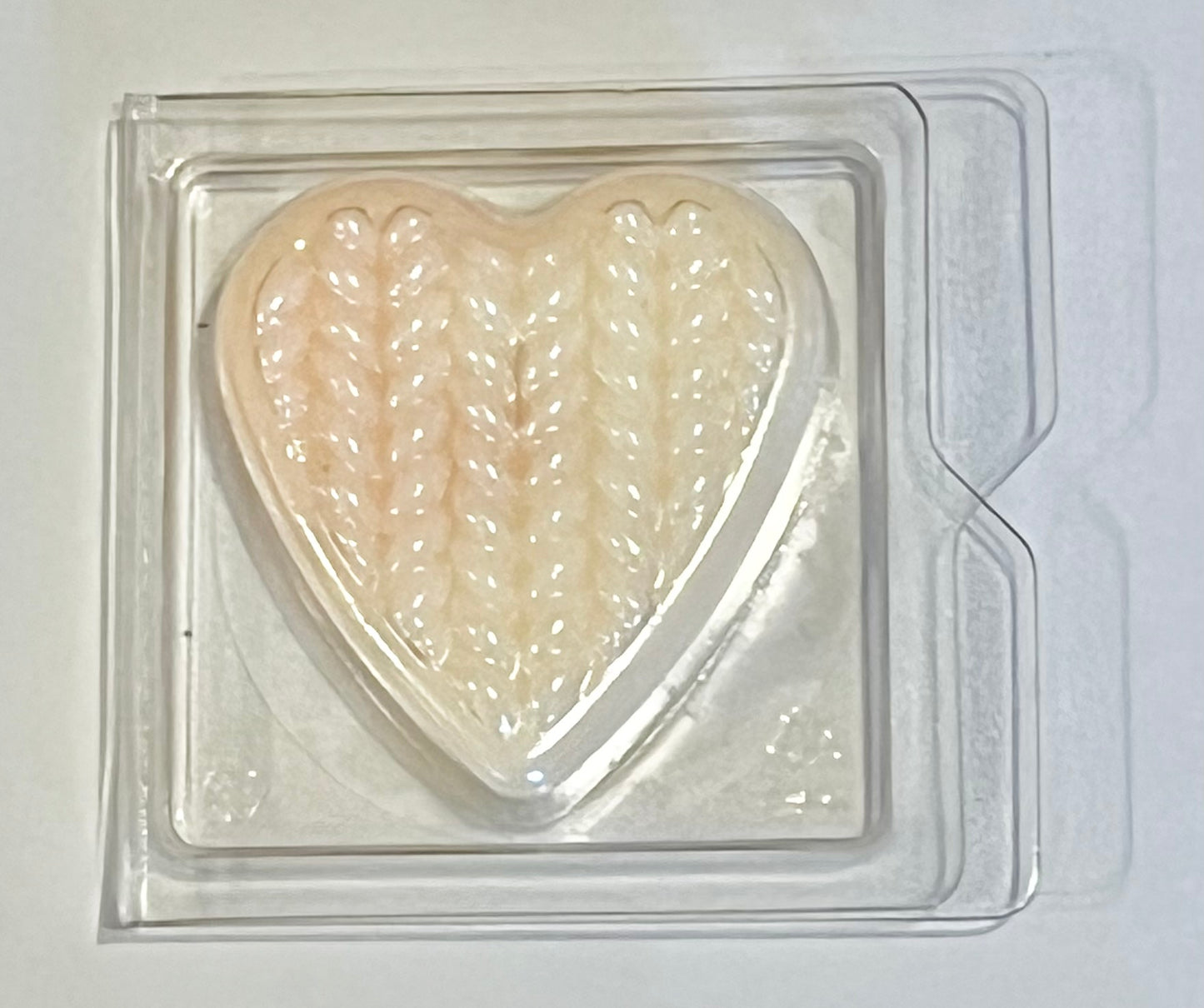 Heart shaped mini wax melt clamshell - Get 10 for £6